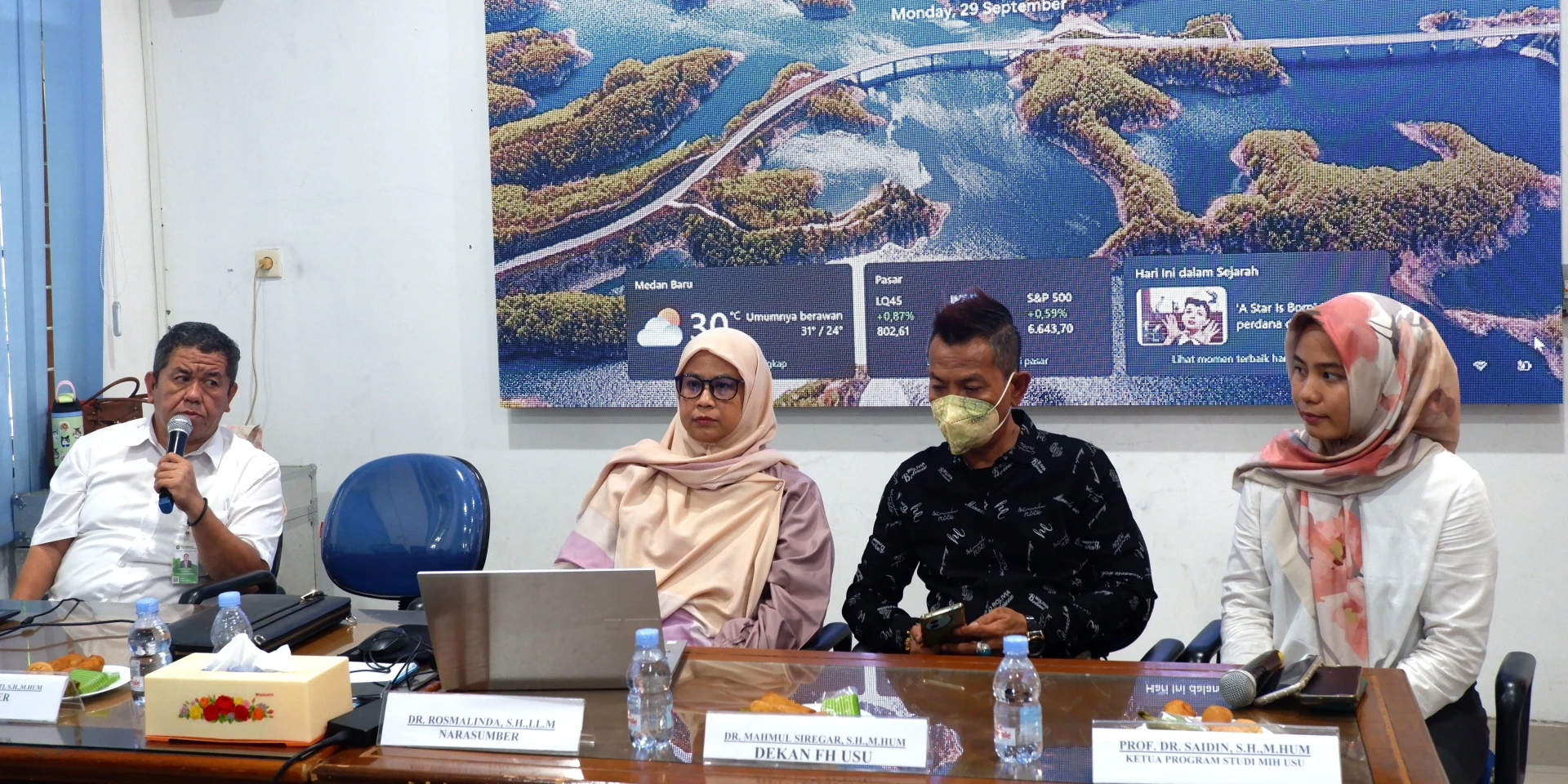 Master's Program in Law Studies FH USU Holds Workshop on Professional Legal Opinion Writing and Contract Drafting