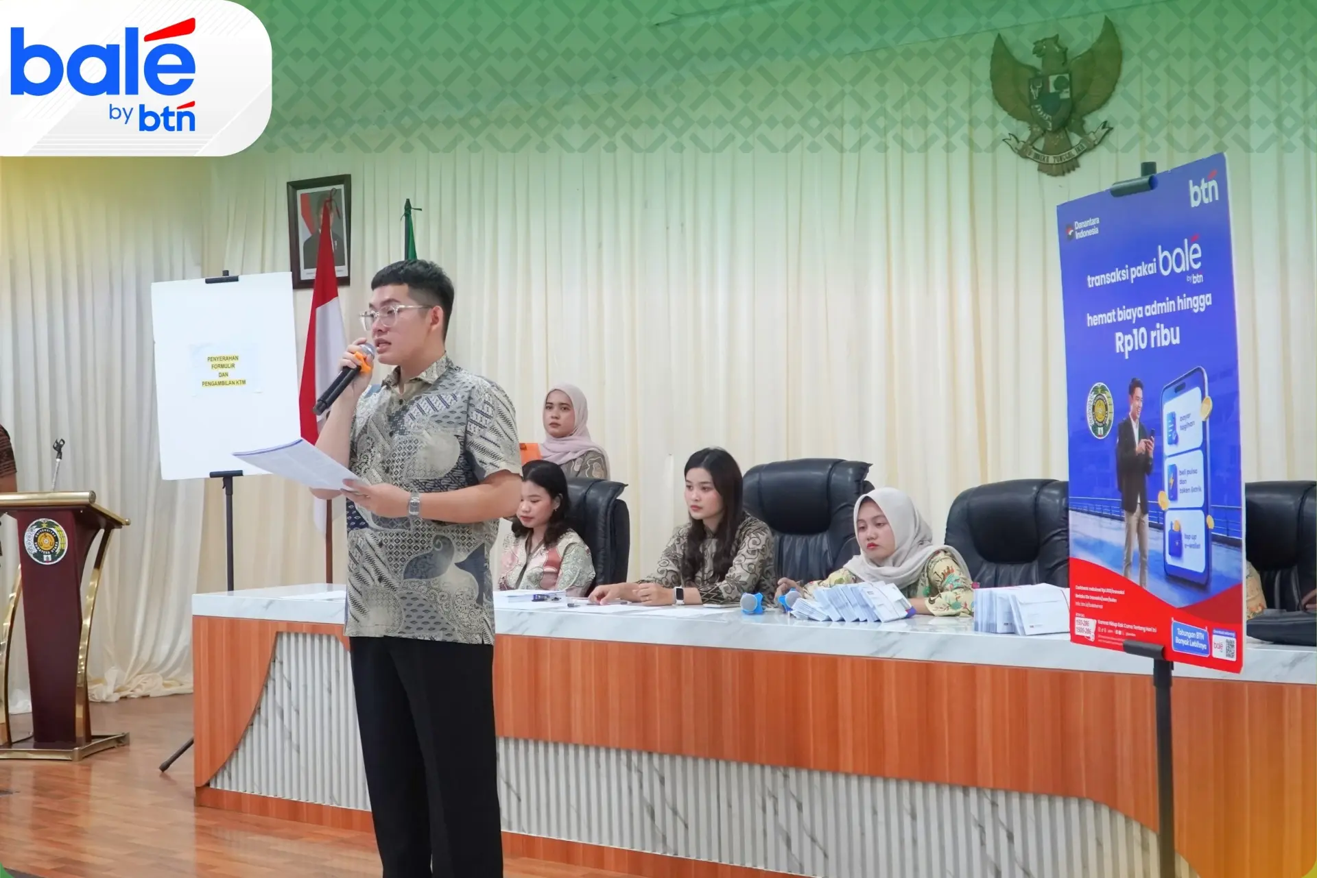 Pembagian Kartu Tanda Mahasiswa (KTM) bagi Mahasiswa Baru Tahun Akademik 2026/2027