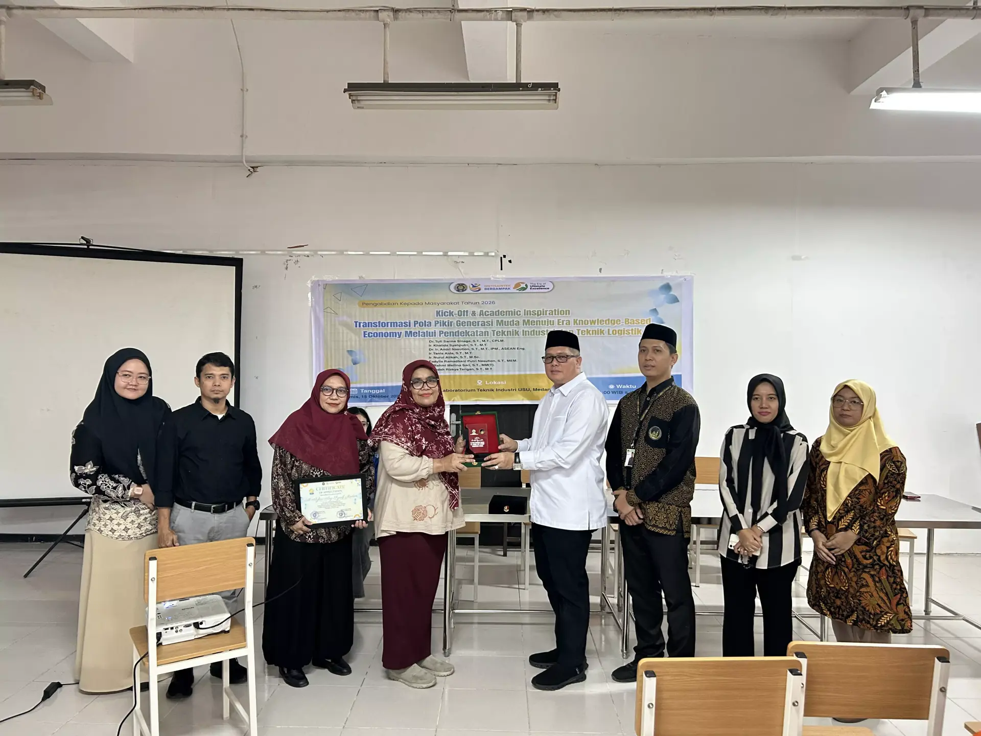 FT USU Bekali Siswa Al-Azhar dengan Wawasan Teknik Industri dan Logistik