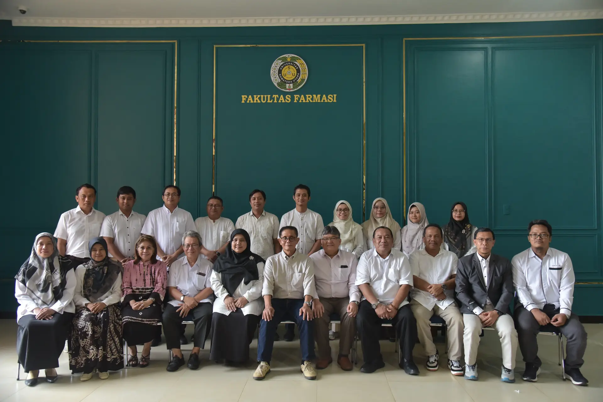 Fakultas Farmasi Terima Kunjungan Kerja Senat Akademik USU