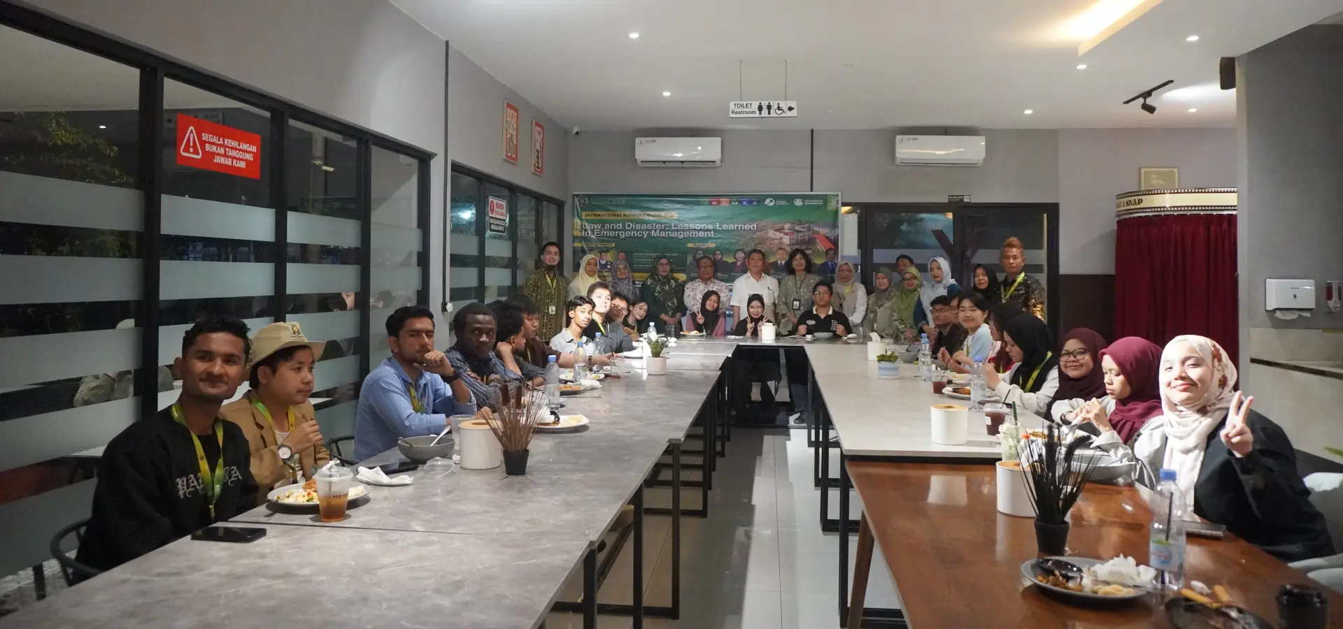 Summer Course FH USU 2026, Fakultas Hukum USU Gelar Gala Dinner Pererat Keakraban Peserta Lintas Negara