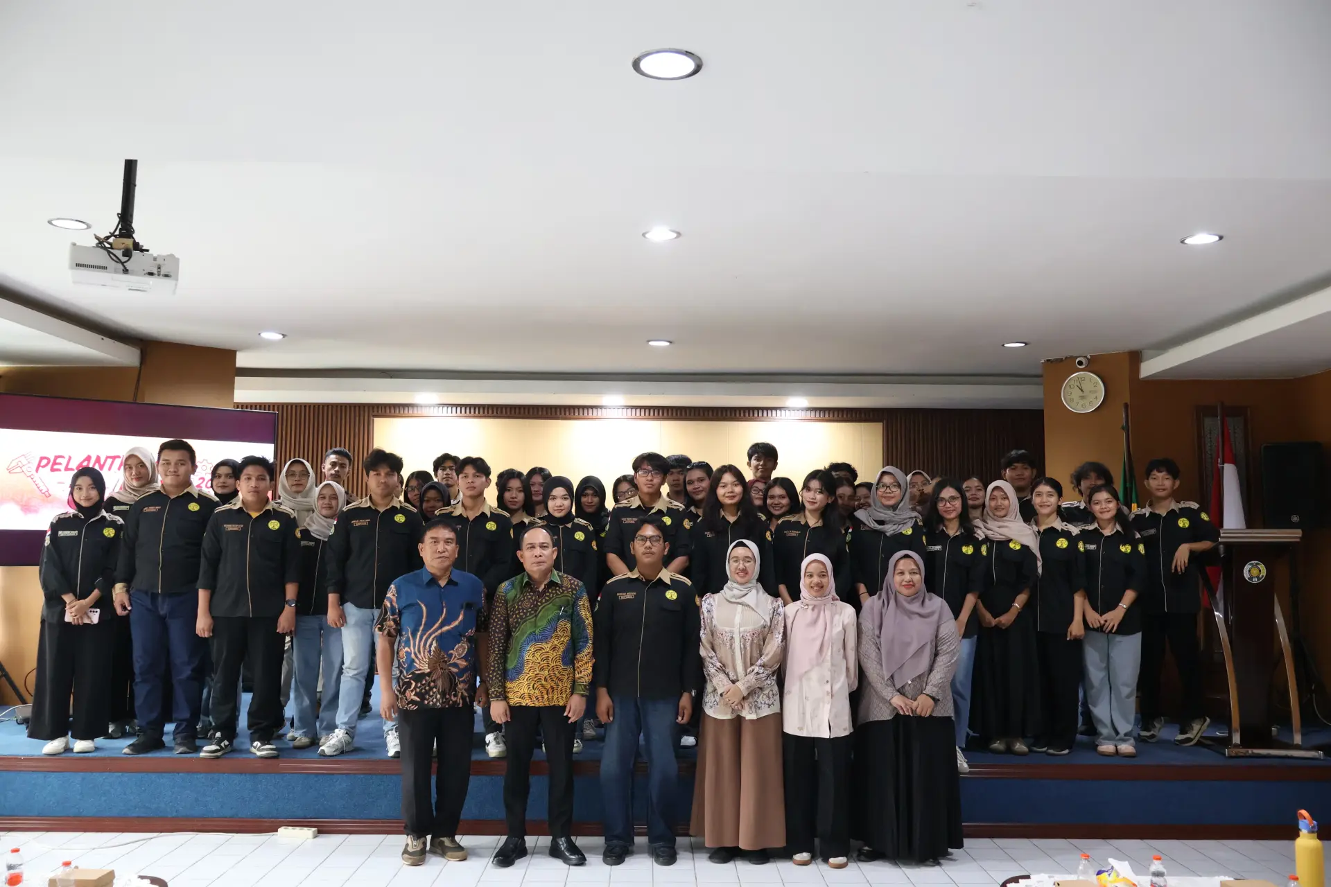 Pelantikan Pengurus Himpunan Mahasiswa D3 Metrologi dan Instrumentasi Periode 2026/2027