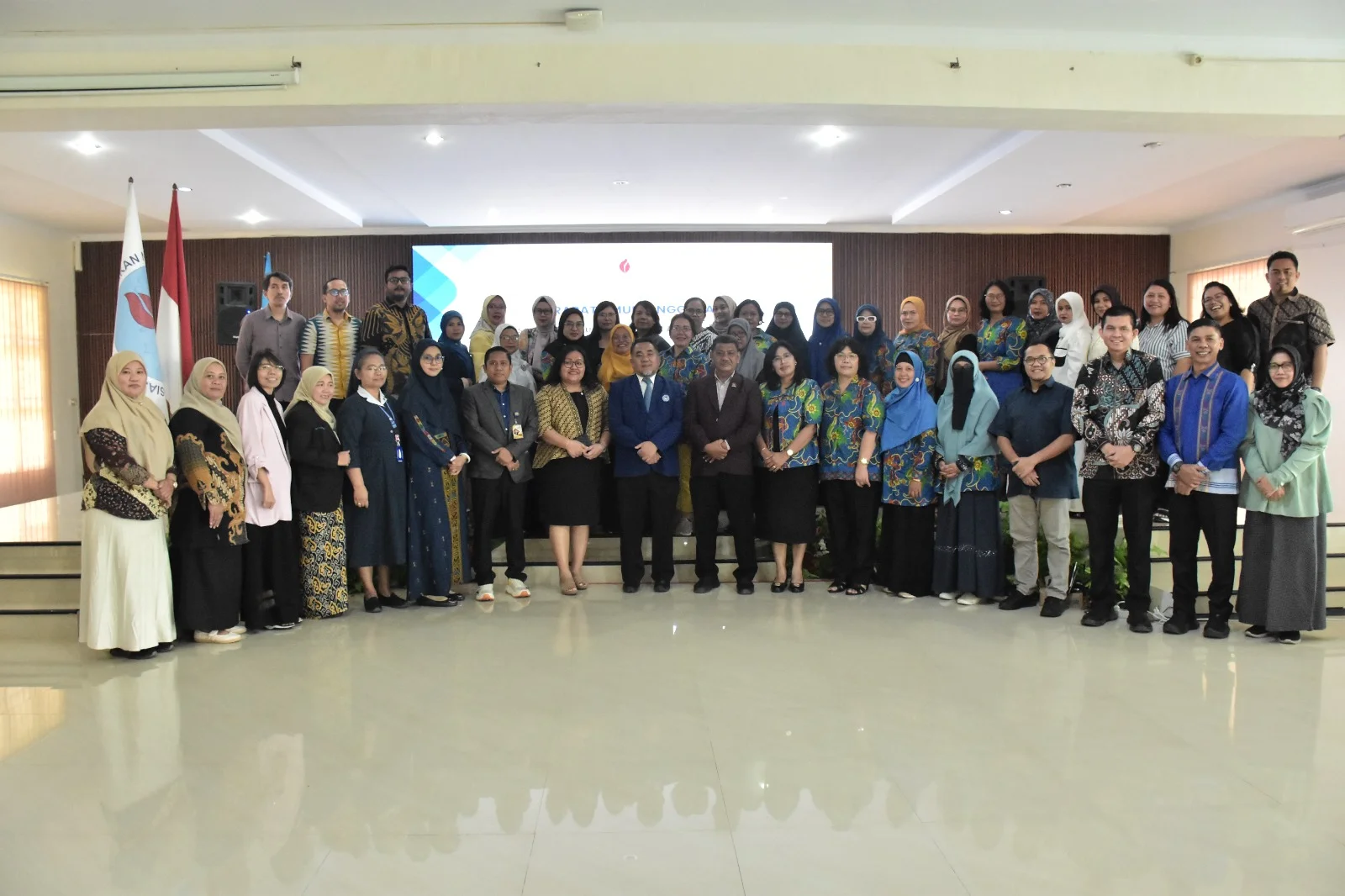 Akselerasi Mutu Pendidikan Ners Sumatera Utara: Dr. Dudut Tanjung Resmi Dilantik Sebagai Ketua AIPNI Regional II Periode 2026–2030