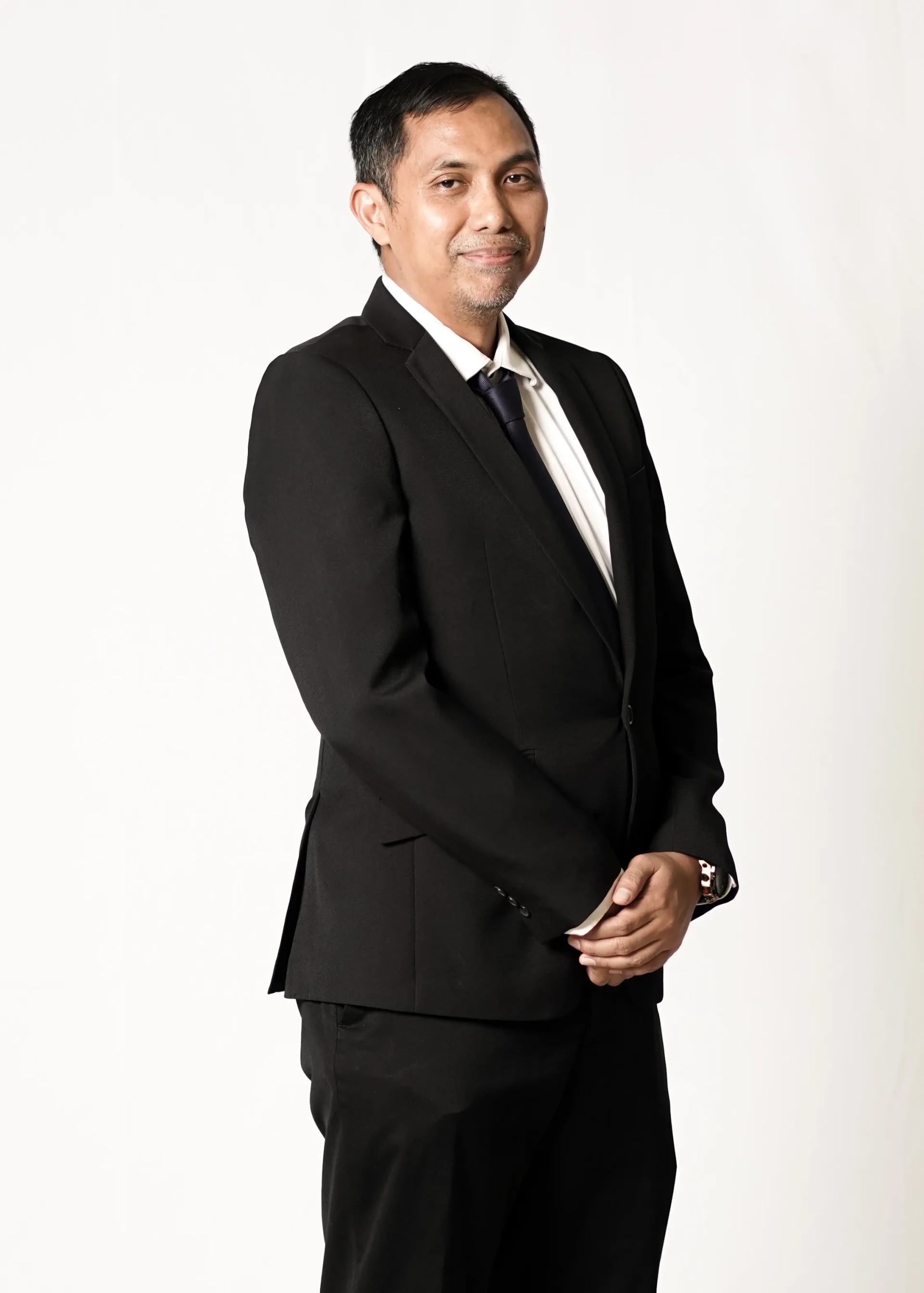 Mahmud Arief Albar S.S., M.A.