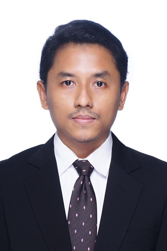 Rivi Hamdani Wakidi, S.E.
