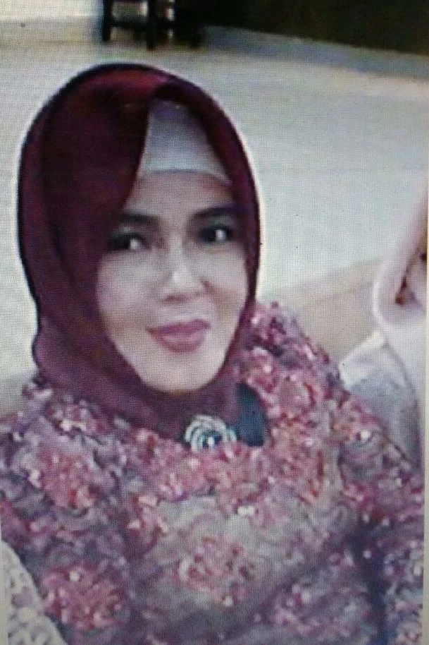Pegawai 1