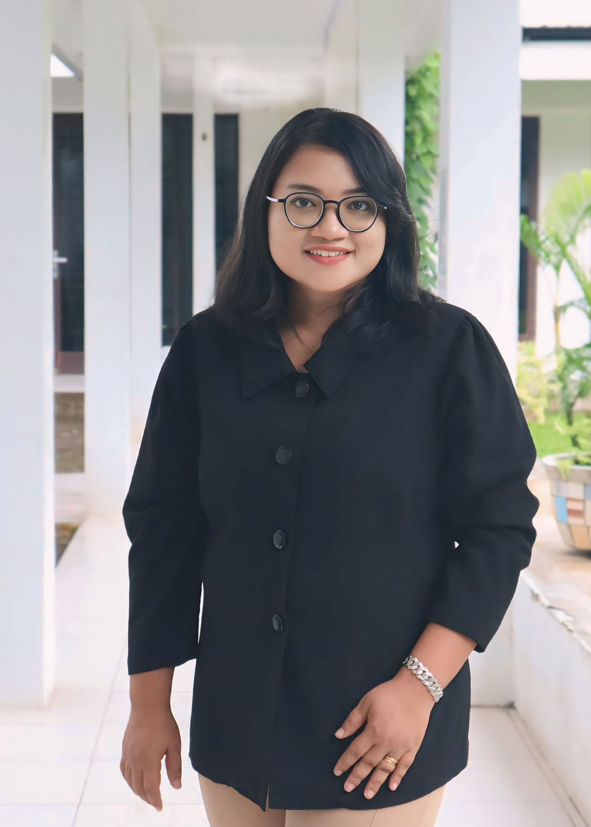 Henni Cintya
