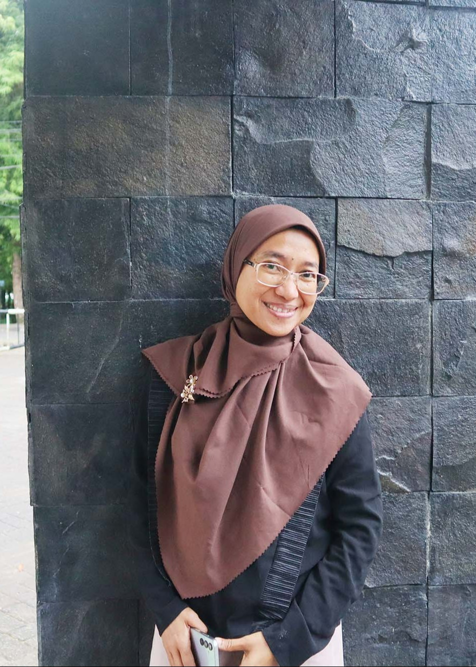 Dr. Diah Syafitri Handayani, M.Litt