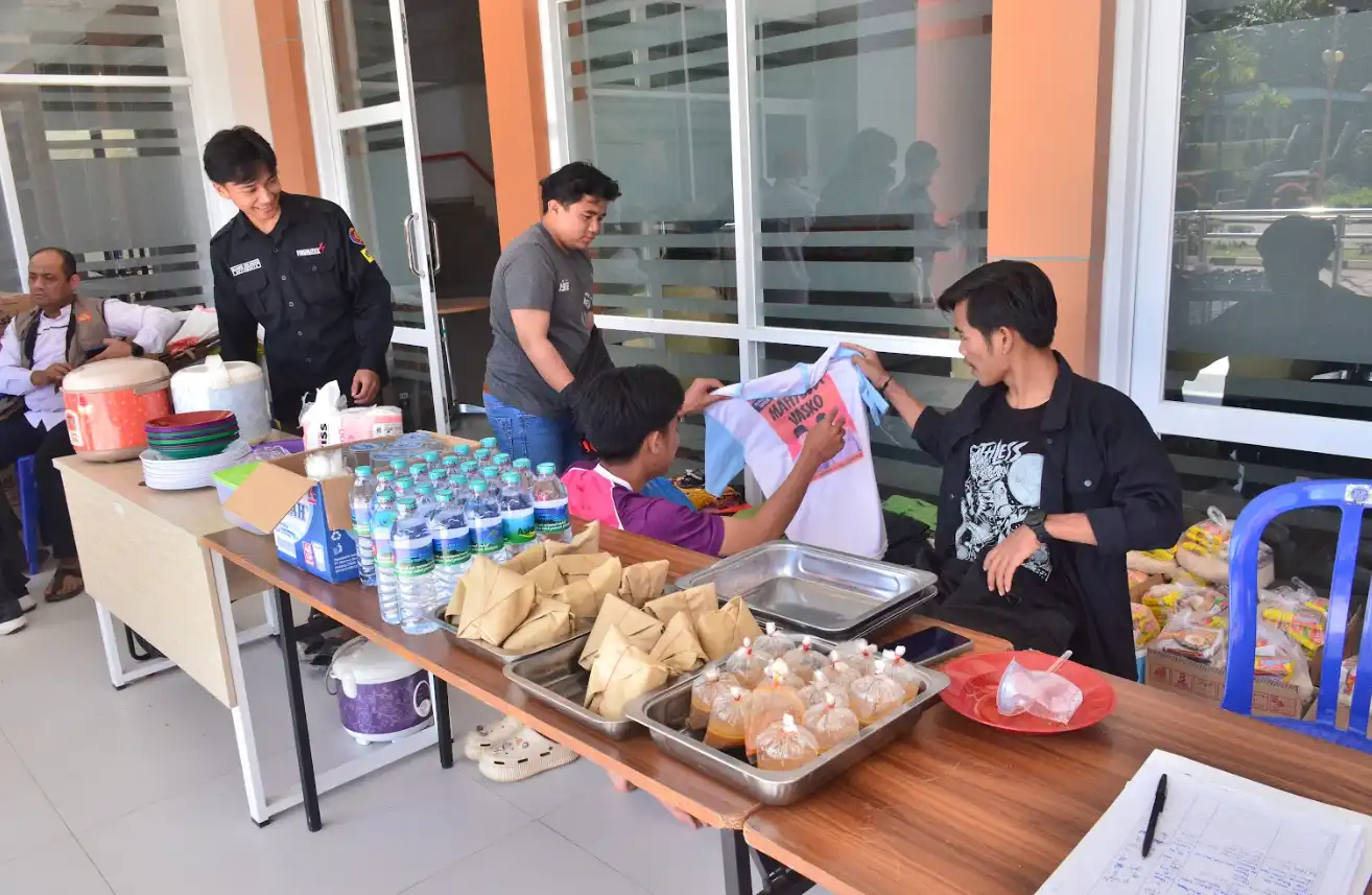 Relawan USU Peduli
