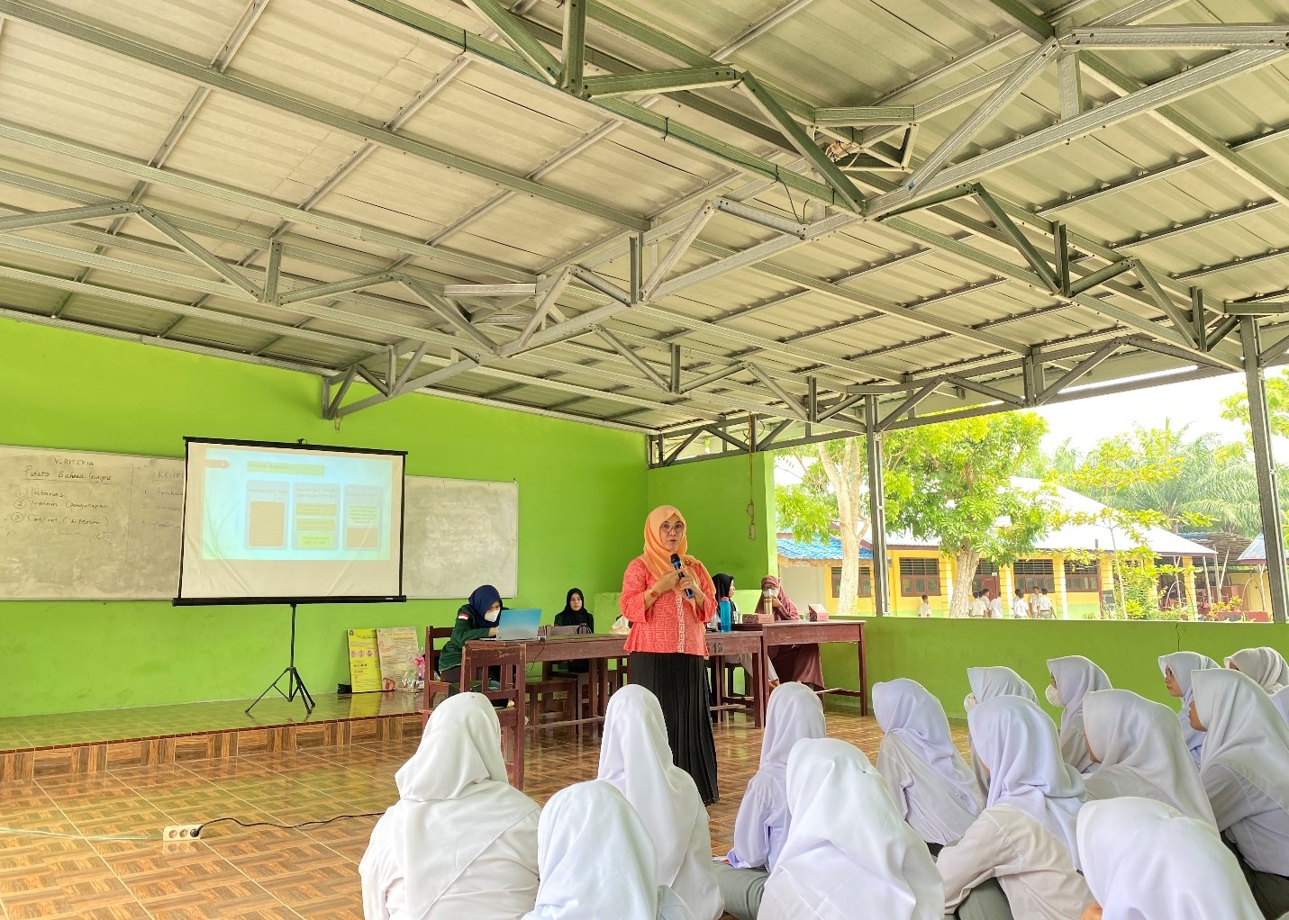 Community Service on Efforts to Prevent Anemia at SMA Negeri 1 Binjai, Langkat Regency