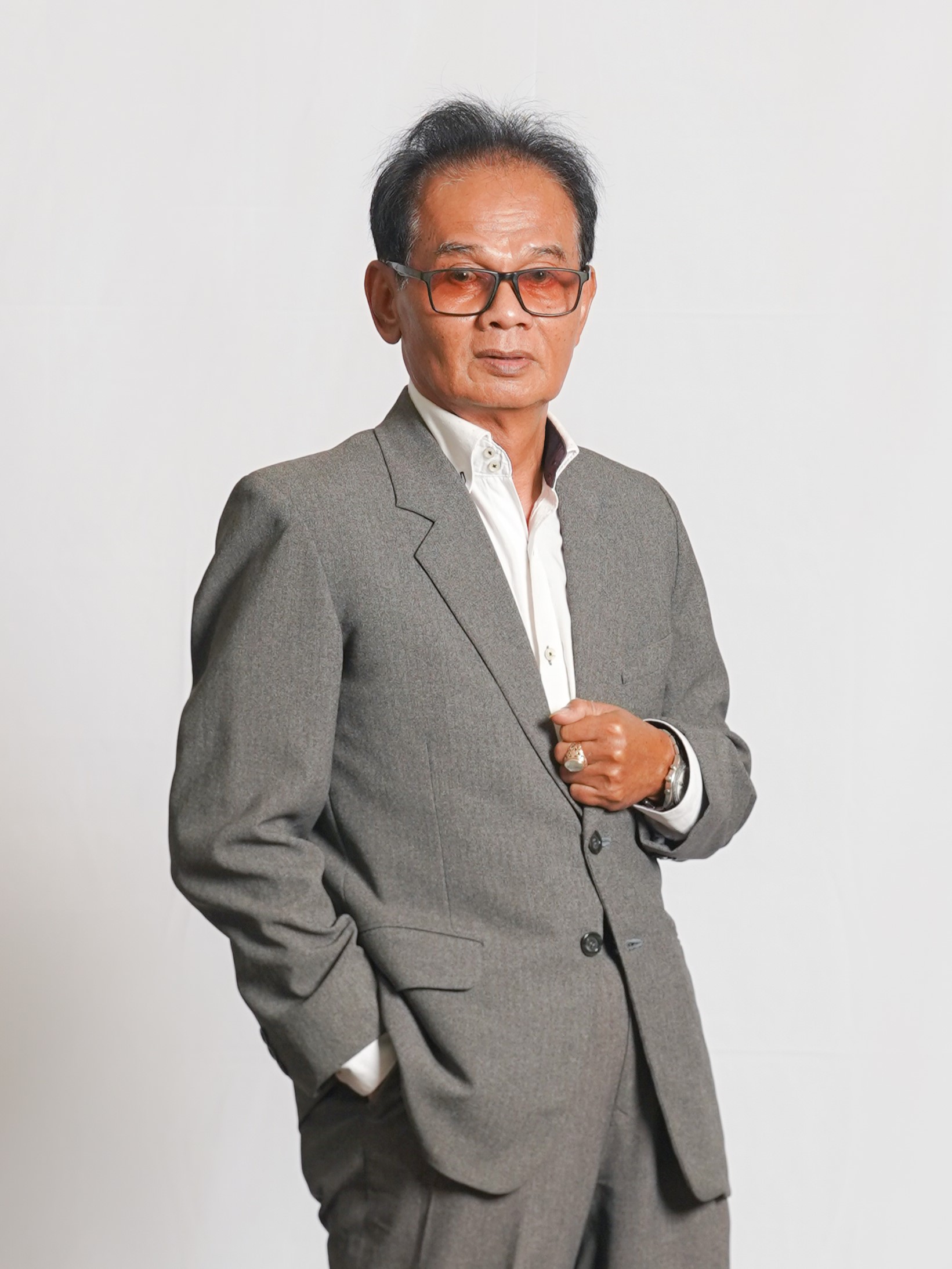Dr. Drs Irfan M.Si