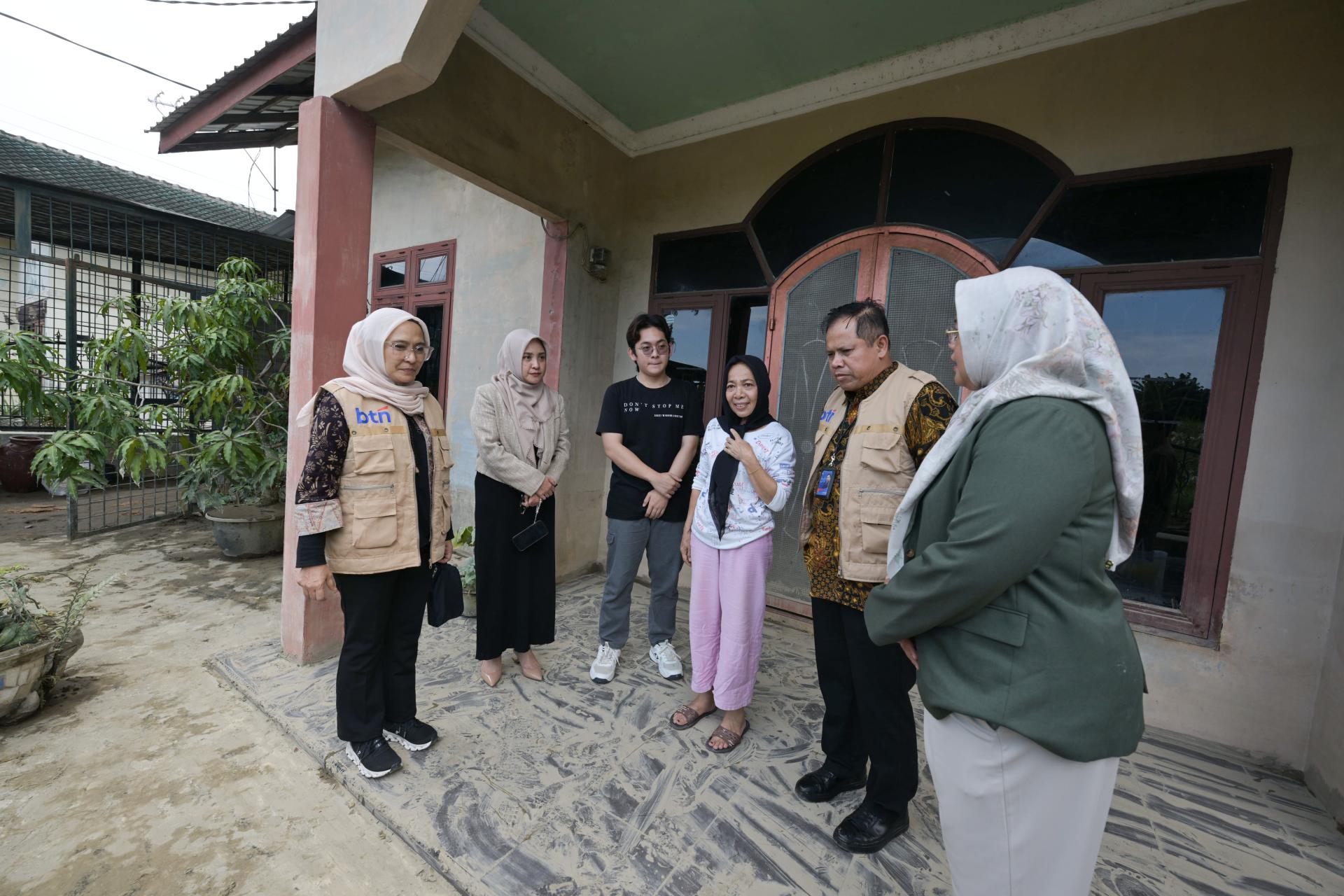 USU and BTN Peduli Distribute Aid to Flood-Affected Students (December 2, 2025)