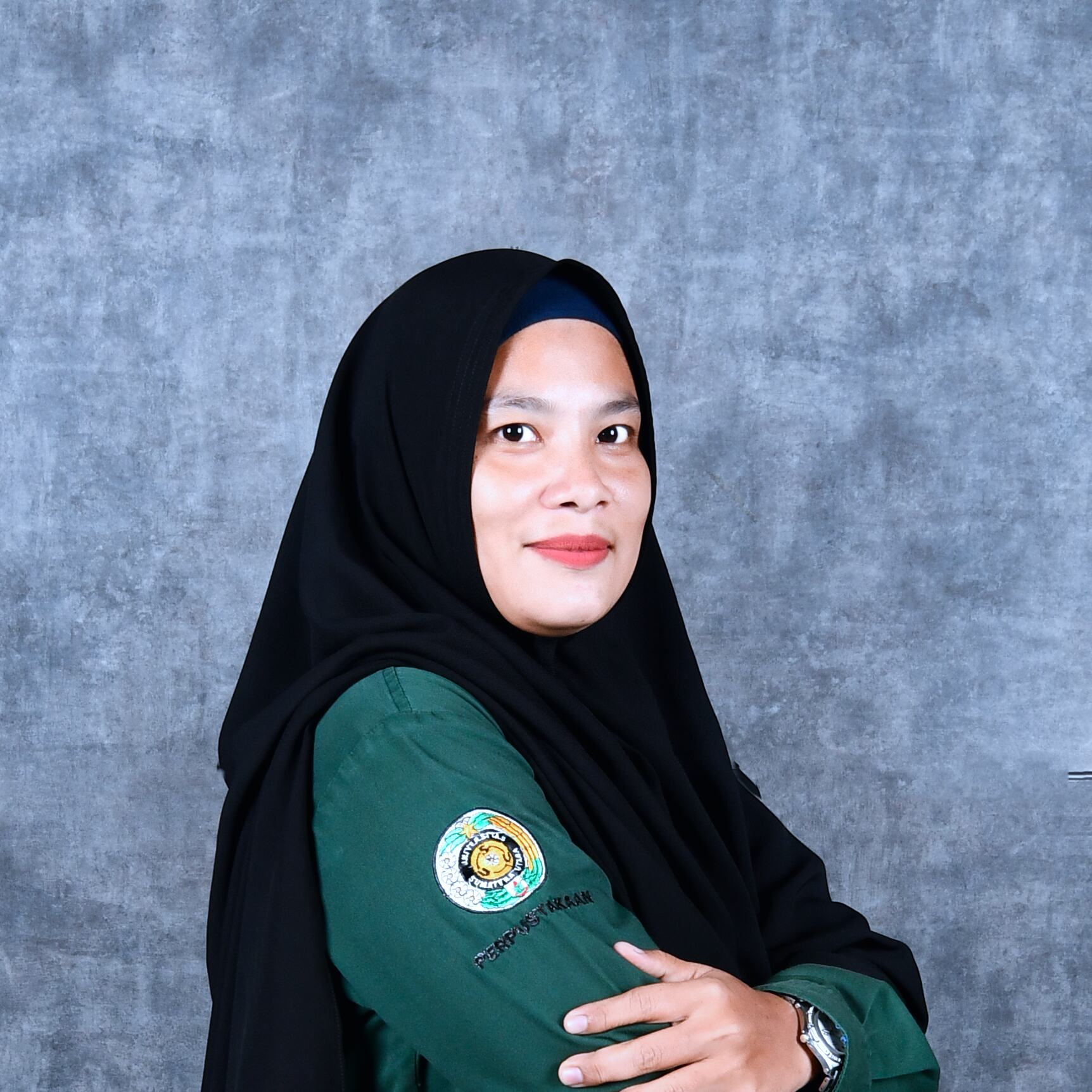 https://konten.usu.ac.id/storage/year/2026-05/satker/6/statis/staff/Fitri.jpg
