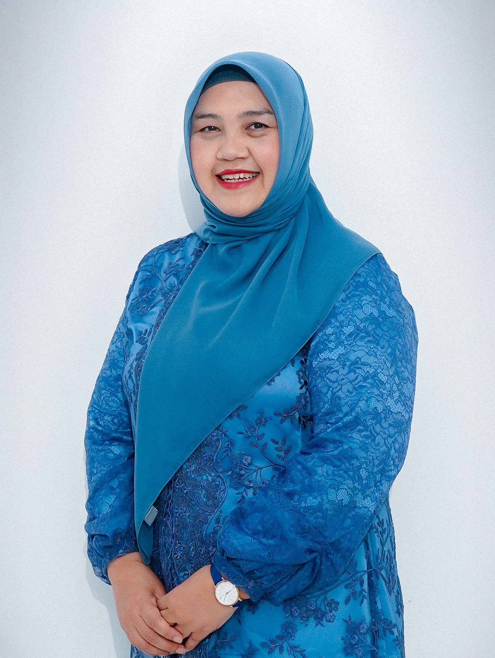 Dr. Frida Ramadini, SE., MM