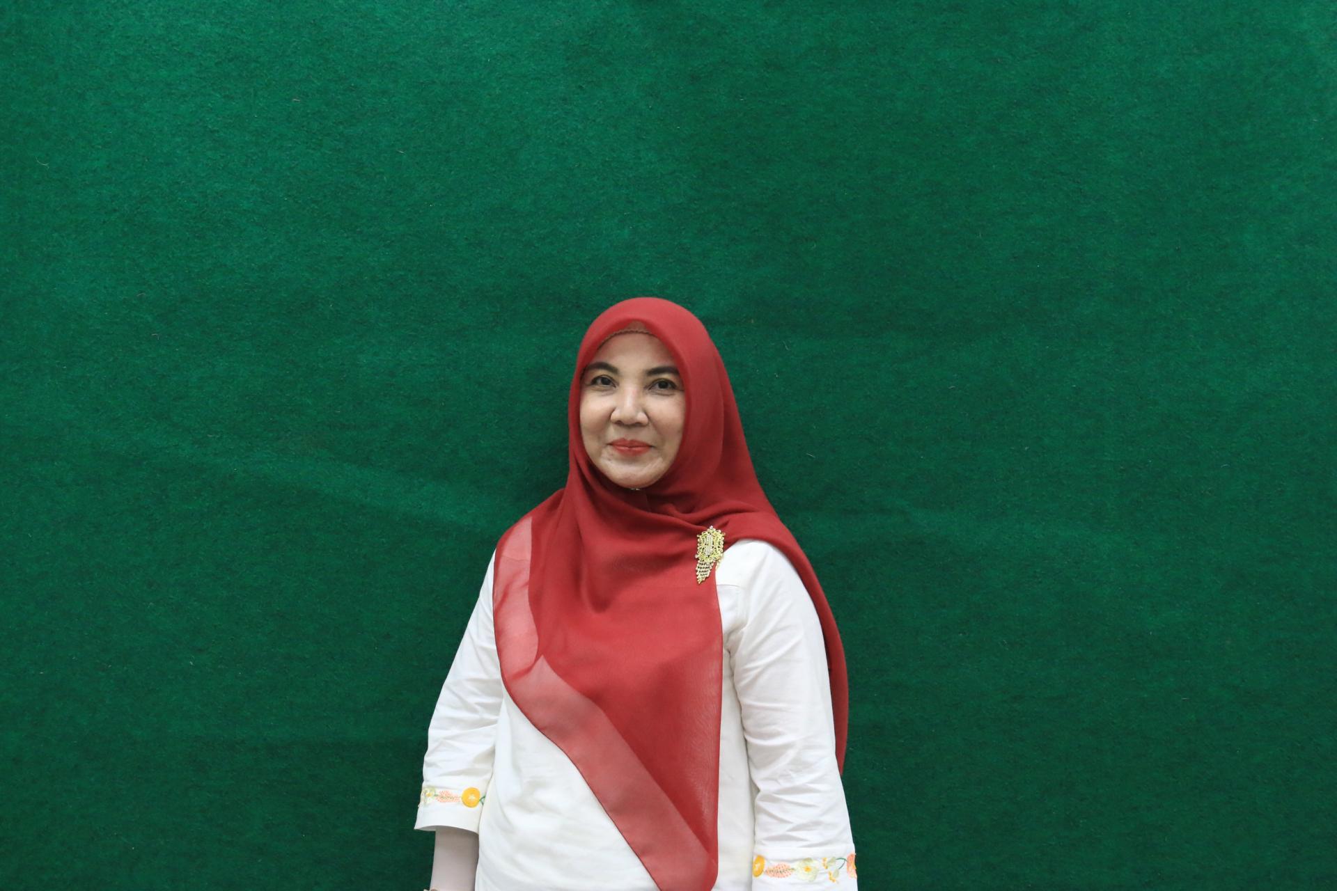 Dr. Ernawati Nasution, S.K.M., M.Kes