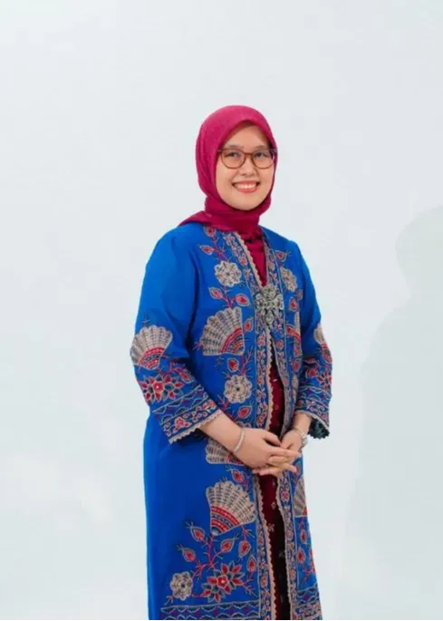 Gina Cynthia Raphita Hasibuan