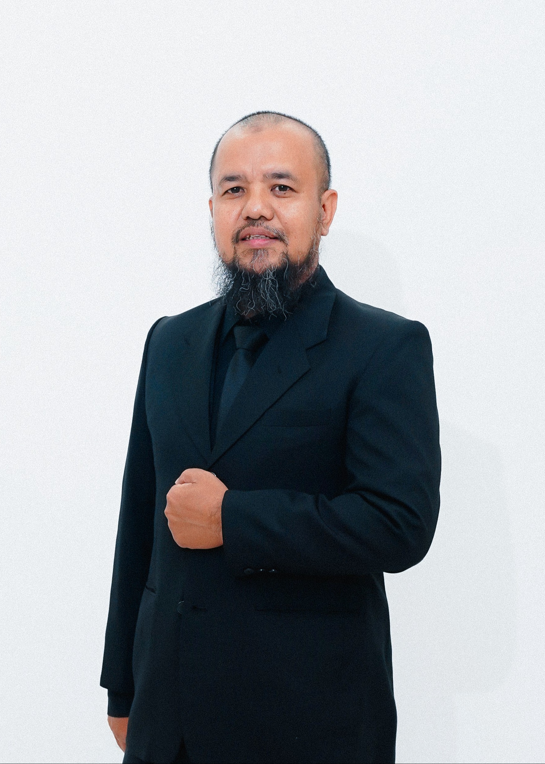 Indra Fauzan, SHI., M.Soc.Sc. Ph.D