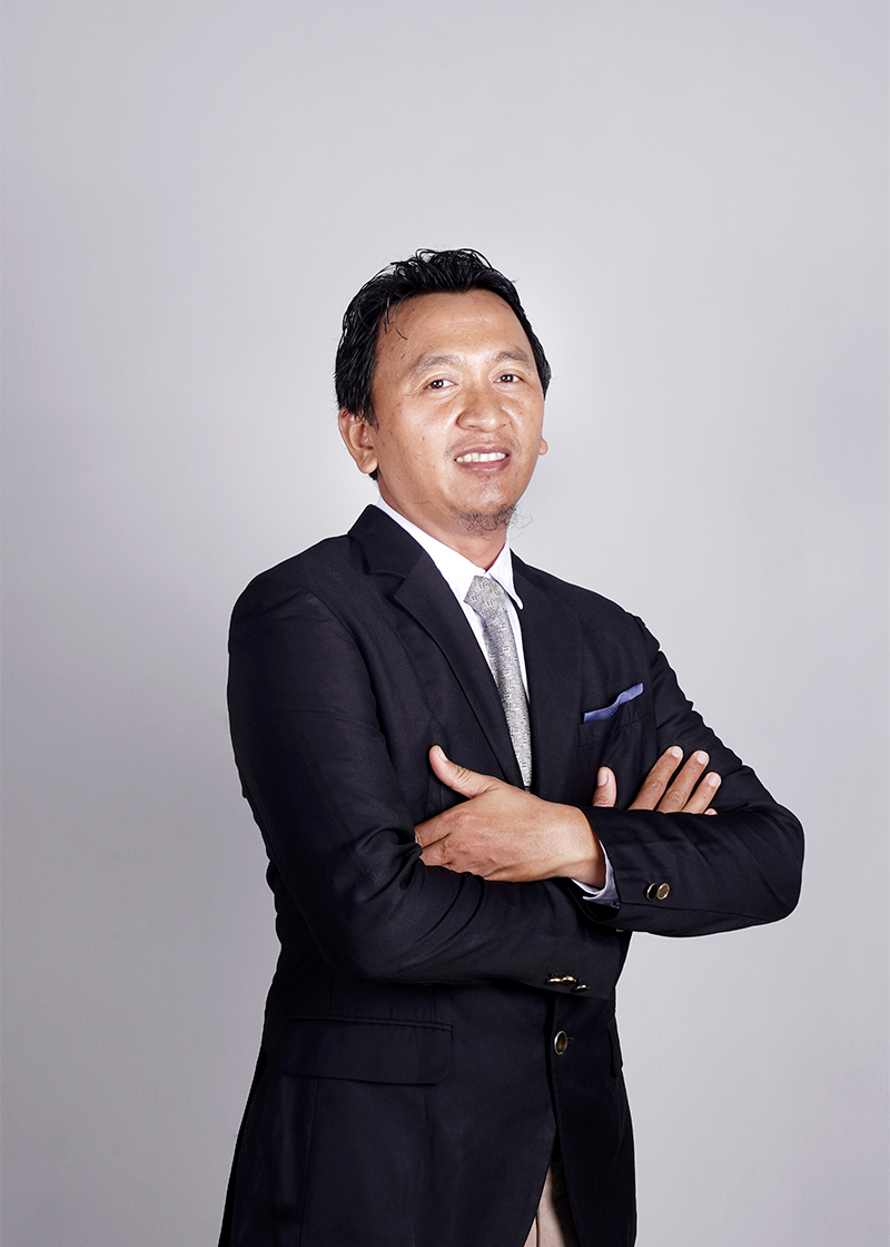 Seniman, S.Kom., M.Kom.