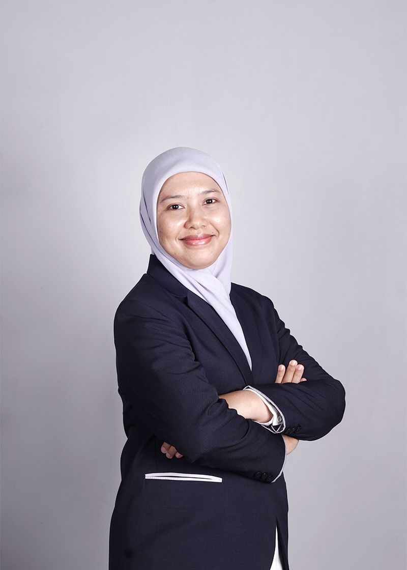 Ade Sarah Huzaifah, S.Kom., M.Kom